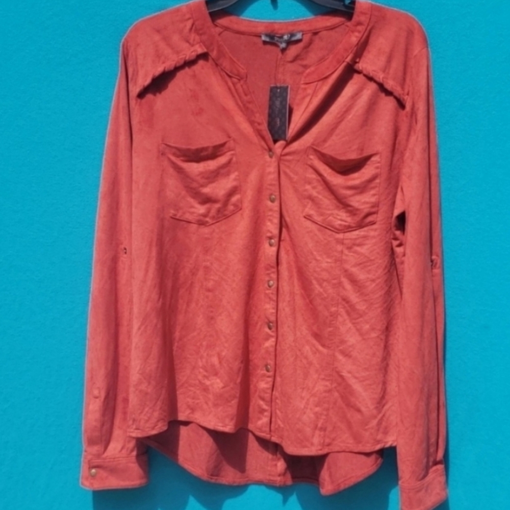 Miss Me Snap Up Button Front Top Size Large NWT